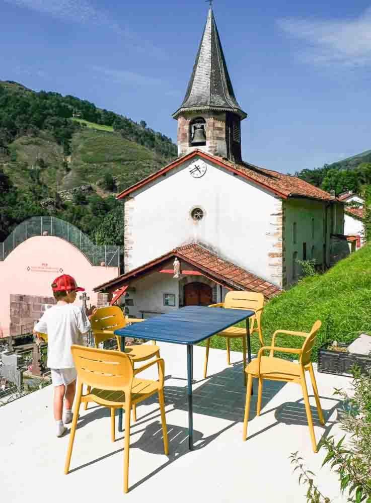 Logis Hotel Erreguina Banca Exterior photo